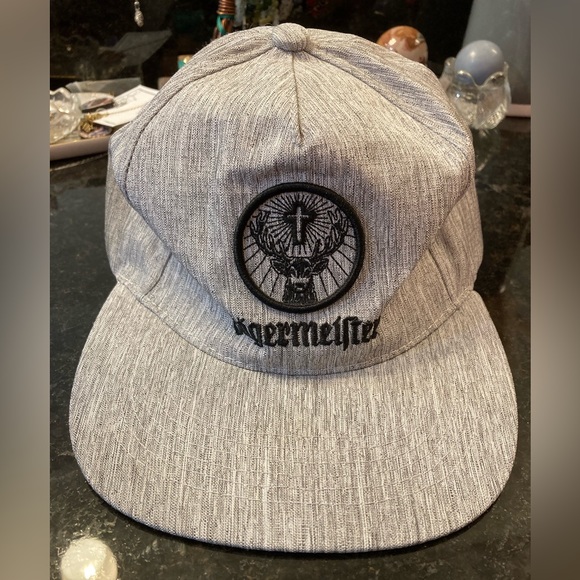 EUC JAGERMEISTER Logo Snapback Hat Heather Gray Twill Black Logo Trucker Hat - Picture 4 of 5